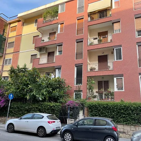 Moderno 1 Apartment Bari